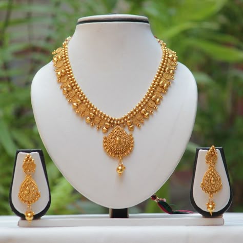 Maharaja Heritage Kundan &amp;amp;amp;amp; Gemstone Bridal Choker Set
